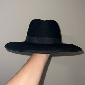 Black hat